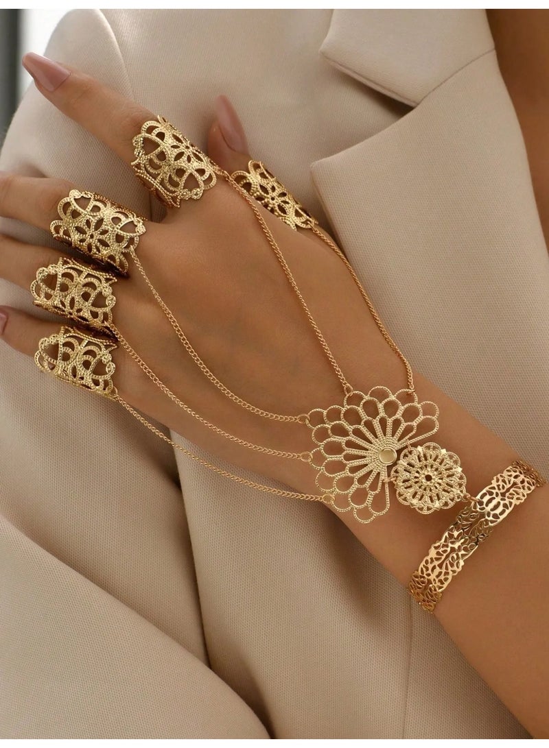 Saudi Founding Day Luxury Hand Chain Bracelet with Connected Ring Chains – Eye-Catching Design, Lightweight & Comfortable for Long Wear, Adds a Premium Heritage Touch to Your Look - Image 1